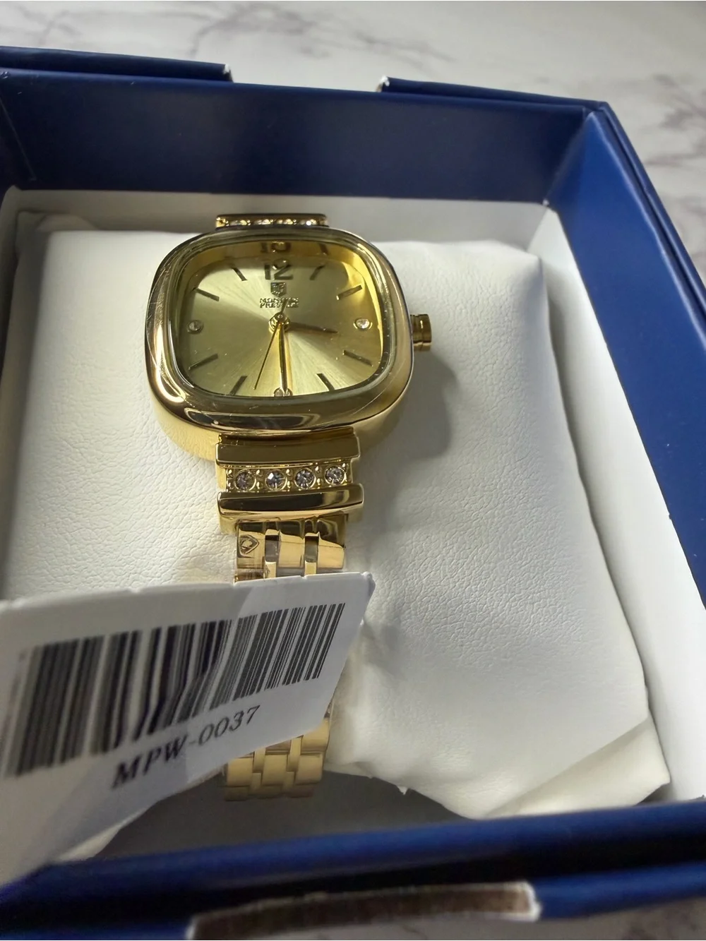 Montres Prestige Women’s Gold Watch